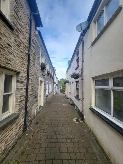 Stunning Seaside Town Cottage Cardigan Exterior foto